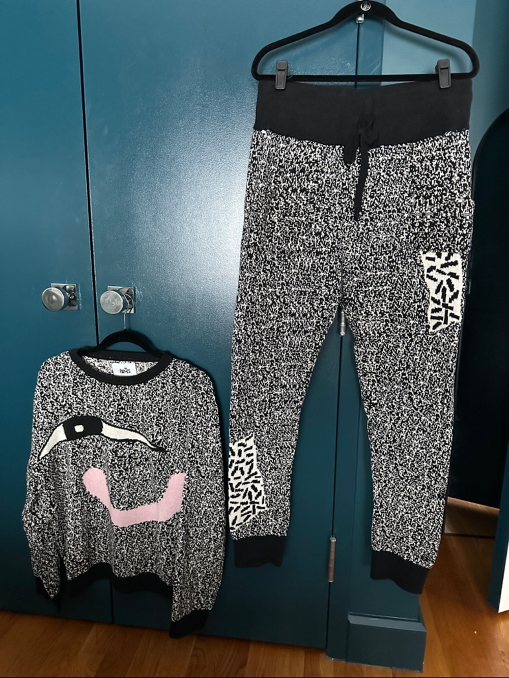Women’s Black & White Knit Patterned Jogger Set - Drawstring Waist